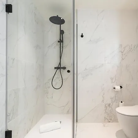 Attica21 4 Superior 4* Виго