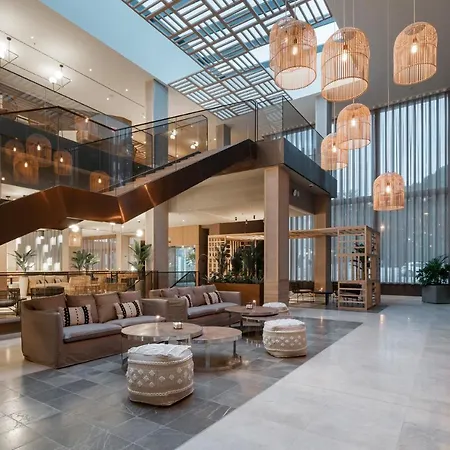 Attica21 4 Superior 4* Виго