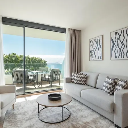 Attica21 4 Superior 4* Виго