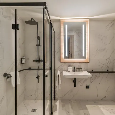 Отель Attica21 4 Superior