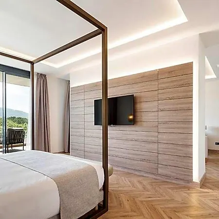 Attica21 4 Superior Hotel 4*