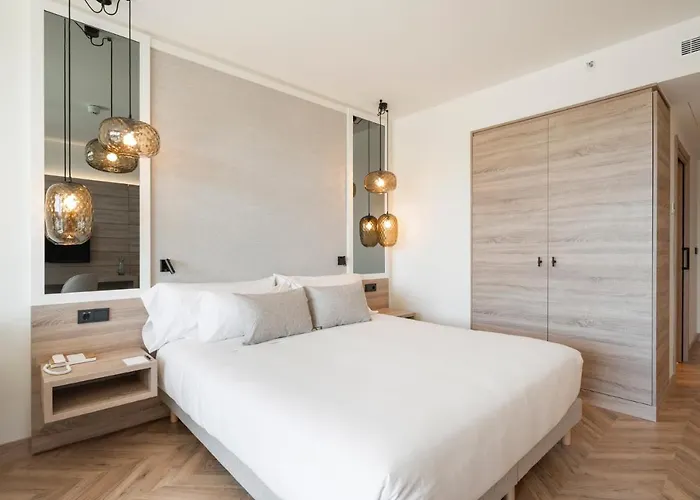 Attica21 4 Superior 4*