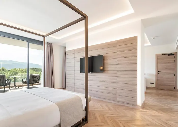 Attica21 4 Superior Hotel