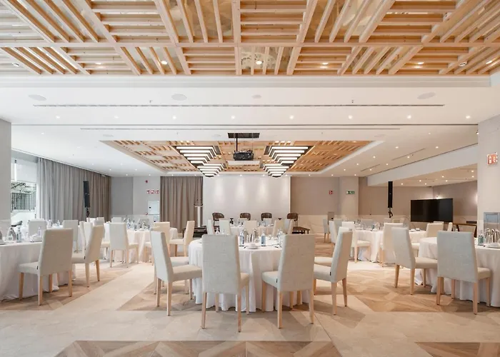 Attica21 4 Superior Hotel 4*