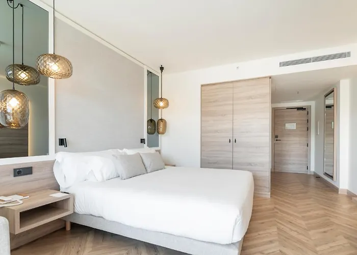 Attica21 4 Superior Hotel