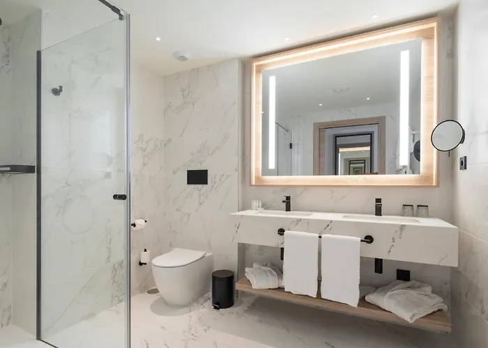 Attica21 4 Superior Hotel 4*