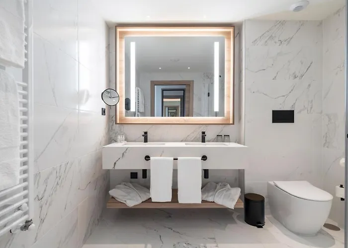 Attica21 4 Superior Hotel