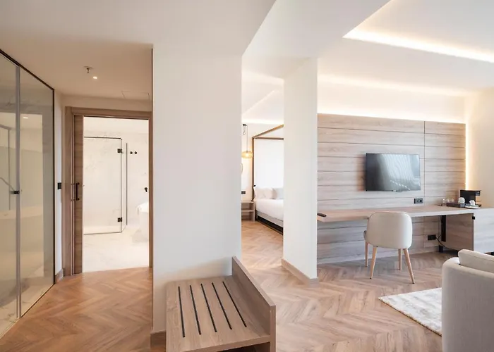 Attica21 4 Superior 4* Vigo