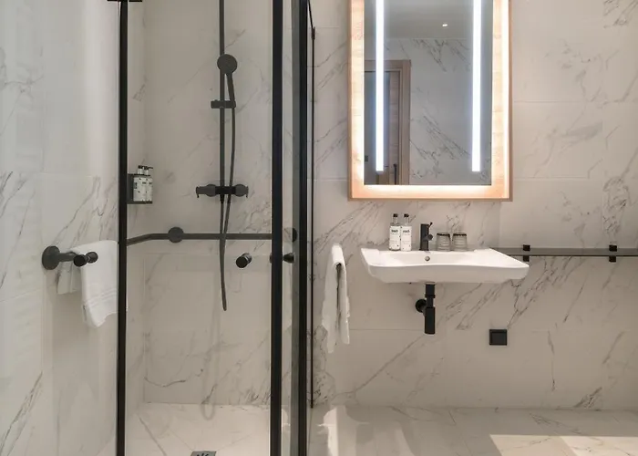 Attica21 4 Superior Hotel